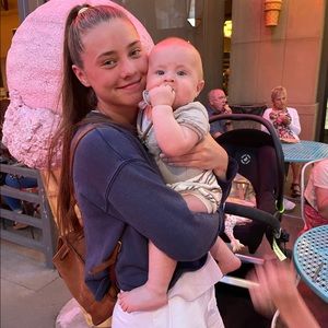 Meet your Posher, Julia